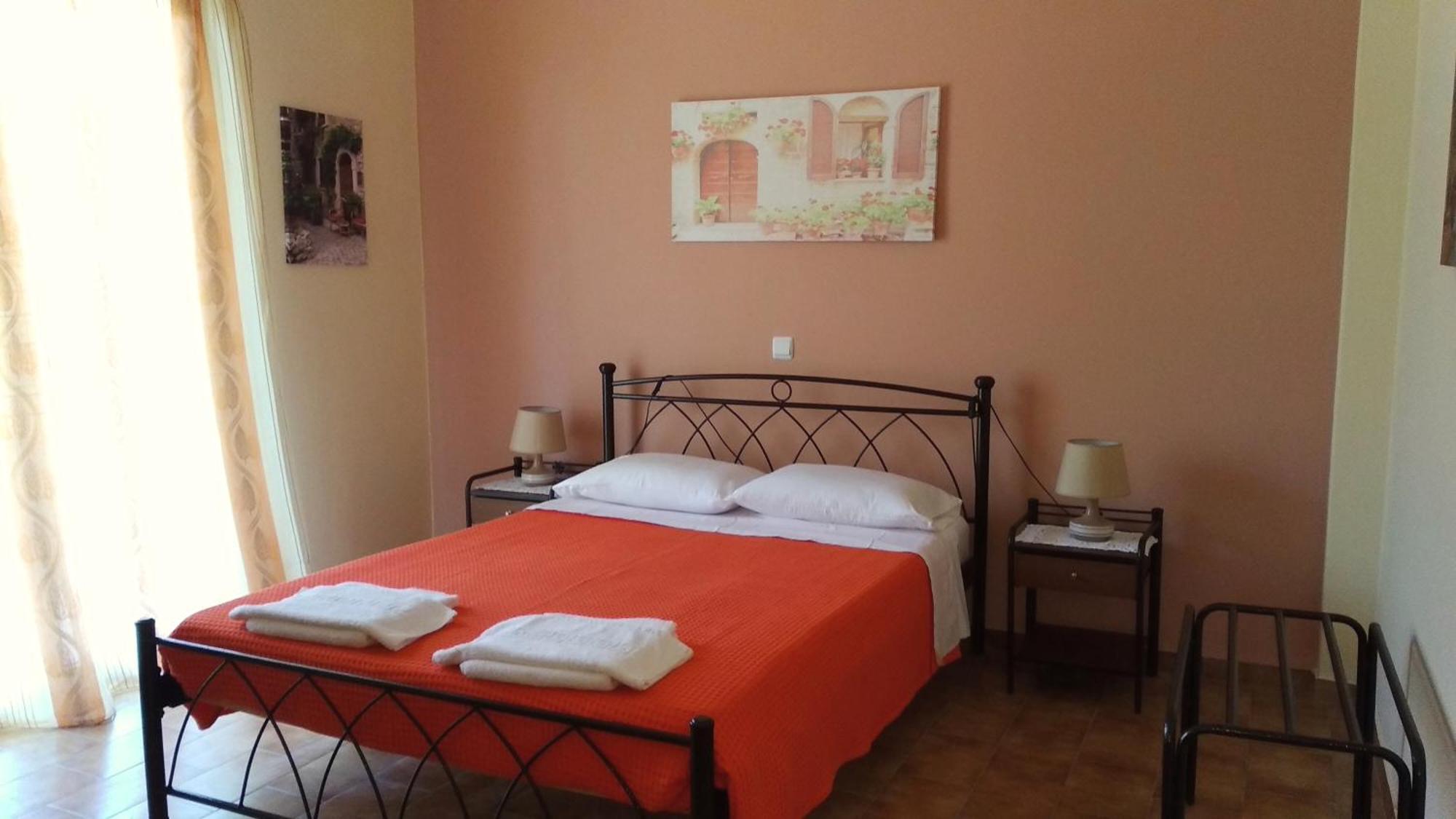 Polymnia Apartments Spartia  Room photo